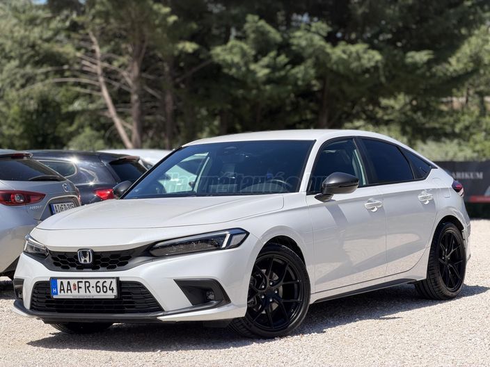 HONDA CIVIC 2.0 i-MMD Hybrid Sport eCVT