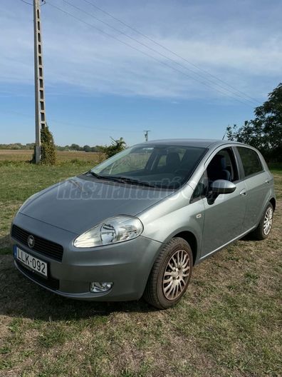 FIAT PUNTO Grande 1.4 8V Emotion MTA