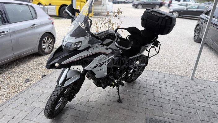BENELLI TRK 502 X