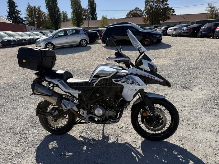 BENELLI TRK 502 X