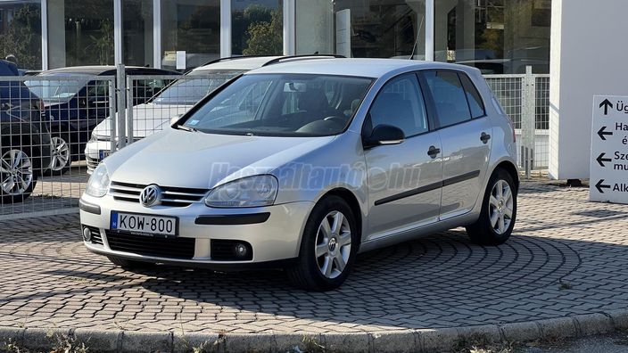VOLKSWAGEN GOLF V 1.6 Perfekt (Automata)