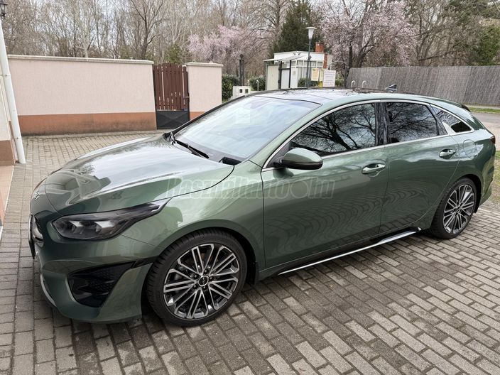 KIA PRO CEE'D ProCeed 1.5 T-GDI Ultimate Edition + DCT