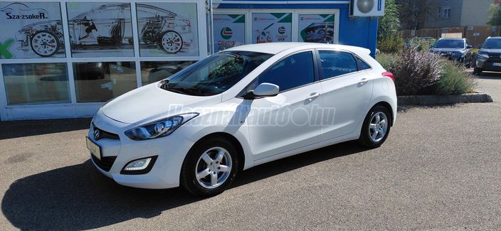 HYUNDAI I30 1.4i Life