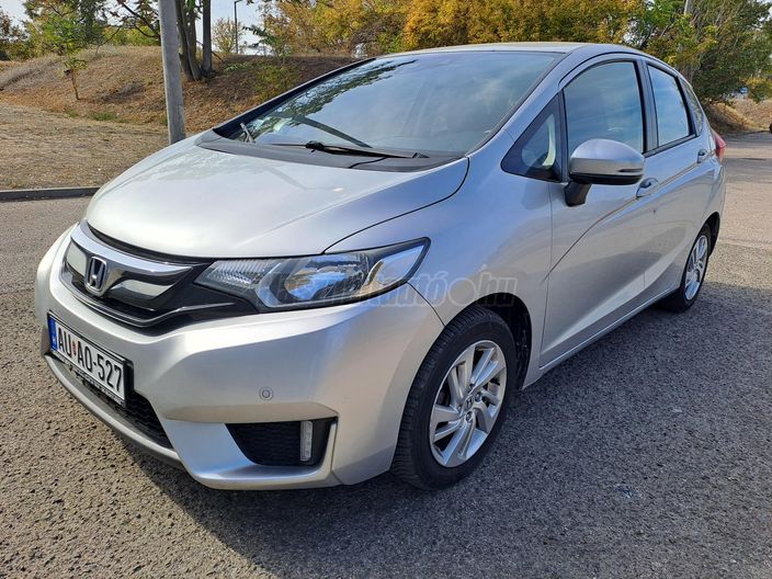 HONDA JAZZ 1.3 Elegance