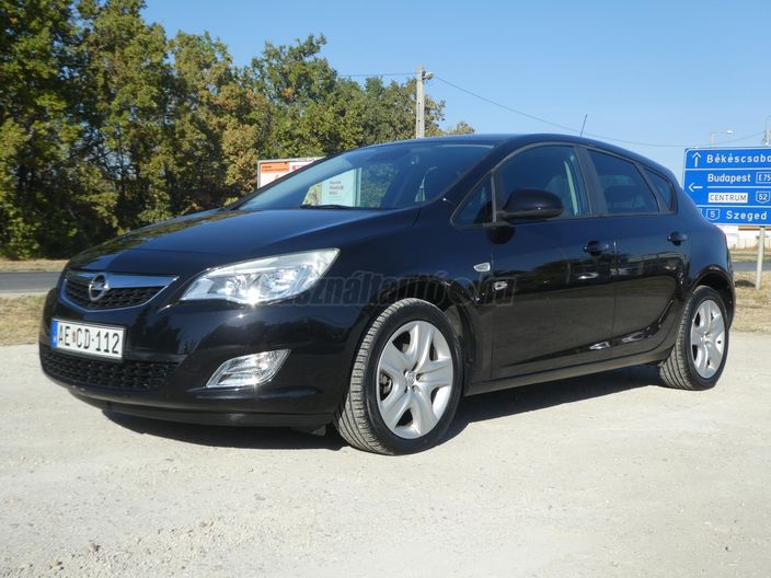 OPEL ASTRA J 1.4 T Enjoy