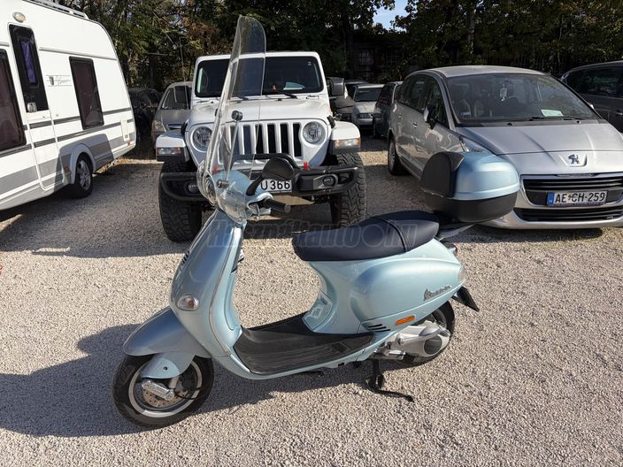 PIAGGIO ET 4