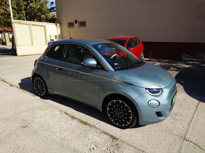 FIAT 500 500e 3+1 La Prima 42kWh (Automata)