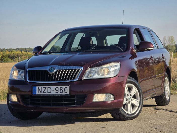 SKODA OCTAVIA 1.6 CR TDI Elegance DSG