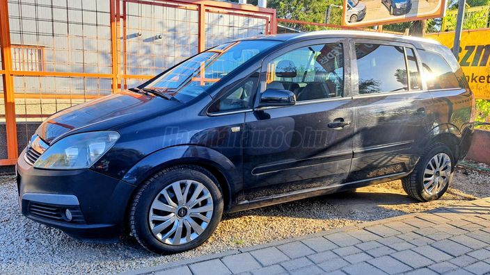 OPEL ZAFIRA B 1.9 CDTI Cosmo