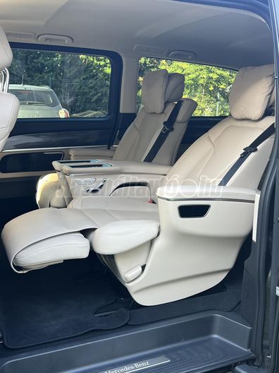 MERCEDES-BENZ V-OSZTÁLY V 300 BlueTec d Exclusive L (Automata) 4x4 (7 személyes )