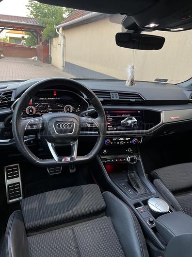 AUDI Q3 35 TFSI S line S-tronic