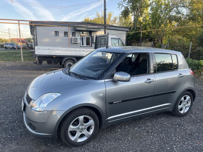 SUZUKI SWIFT 1.3 GC AC