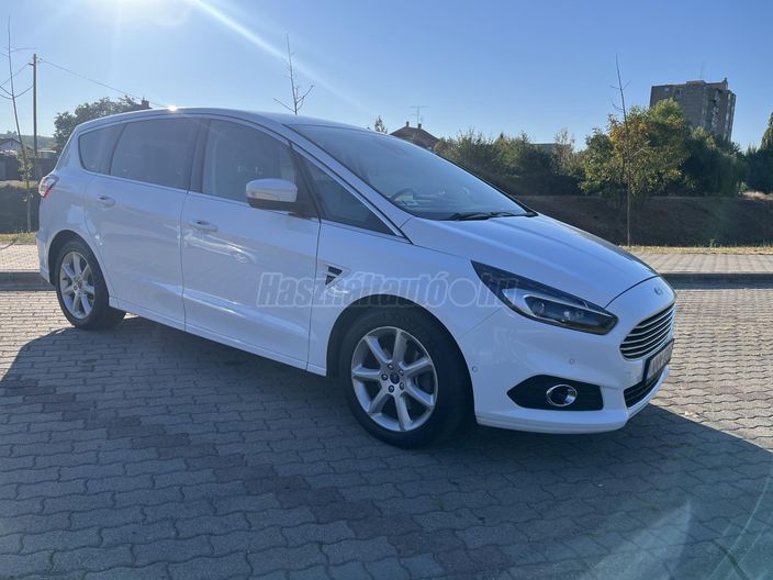FORD S-MAX 2.0 TDCI Titanium Powershift (7 sz)
