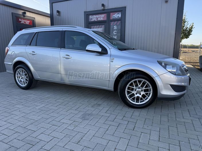 OPEL ASTRA H Caravan 1.7 CDTI Essentia