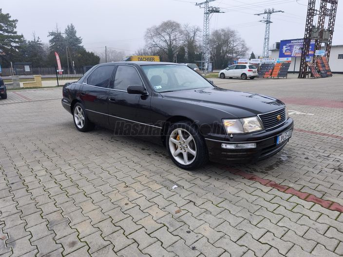 LEXUS LS 400 (Automata)