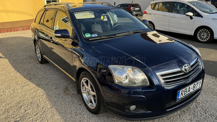 TOYOTA AVENSIS Wagon 2.0 D-4D