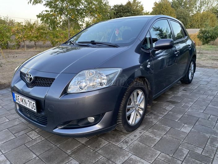 TOYOTA AURIS 1.4 D-4D 2009