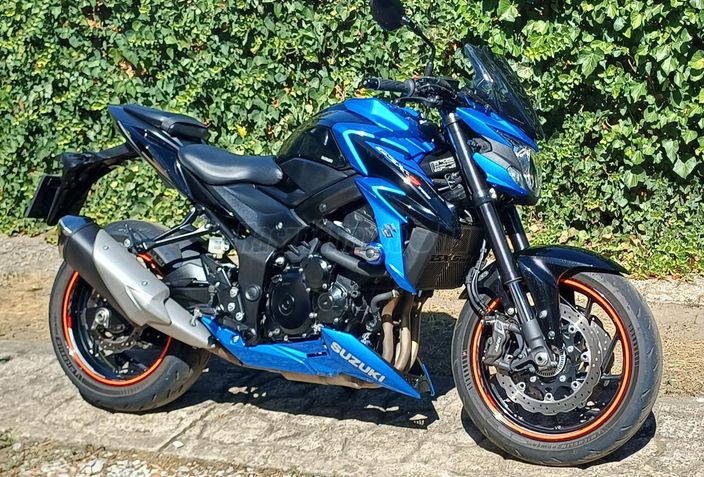 SUZUKI GSX-S 750