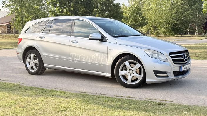MERCEDES-BENZ R 350