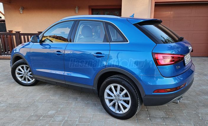 AUDI Q3 2.0 TDi Basis