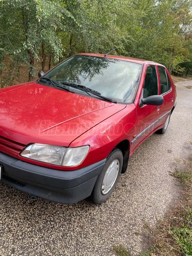 PEUGEOT 306