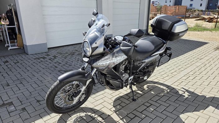 HONDA XL 700 V