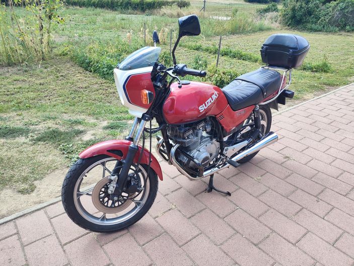 SUZUKI GSX 250 EZ