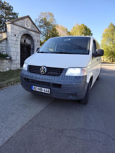 VOLKSWAGEN TRANSPORTER T5 1.9 TDI Mikrobusz