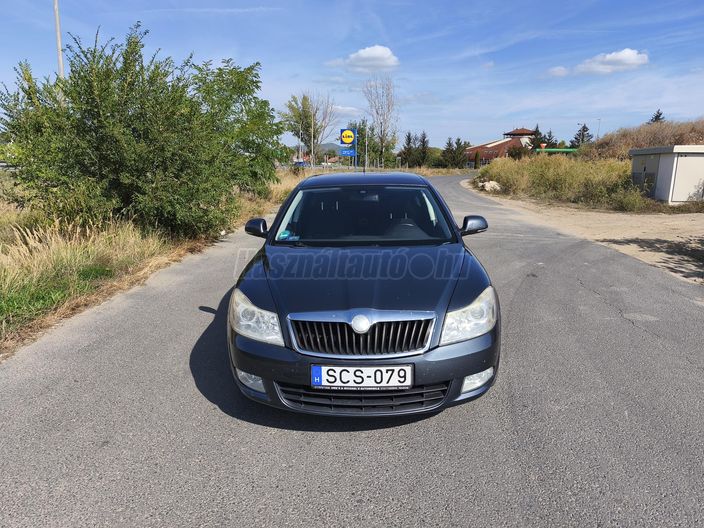 SKODA OCTAVIA 1.8 TFSI Elegance