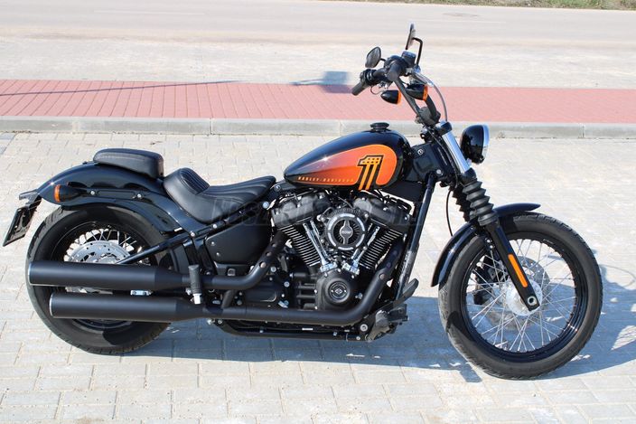 HARLEY-DAVIDSON STREET BOB