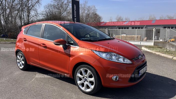 FORD FIESTA 1.4 Colourline