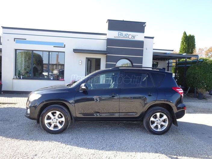 TOYOTA RAV 4 Rav4 2.2 D-4D Executive