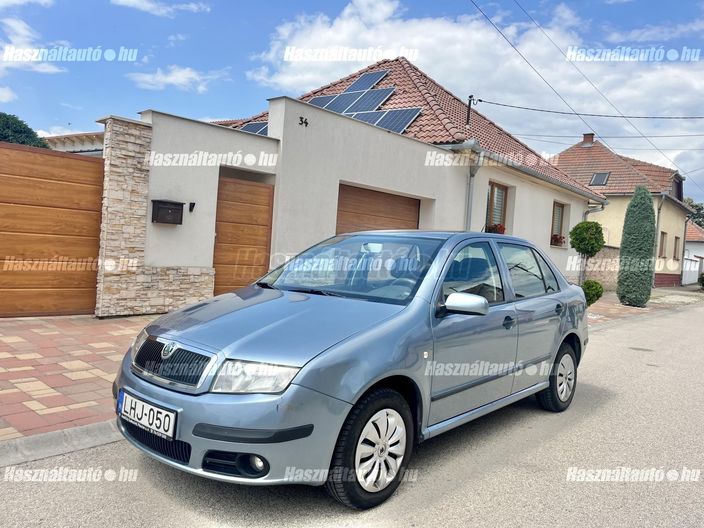 SKODA FABIA Sedan 1.4 16V Ambiente