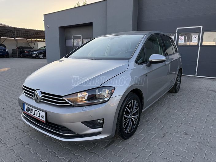 VOLKSWAGEN GOLF SPORTSVAN 1.6 TDI Allstar