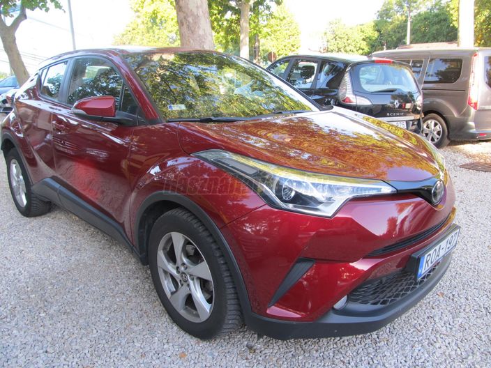 TOYOTA C-HR 1.2T Active (ülésfűtéssel)