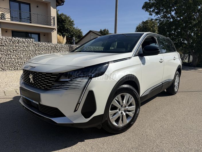 PEUGEOT 5008 1.5 BlueHDi Family Edition (7 személyes )