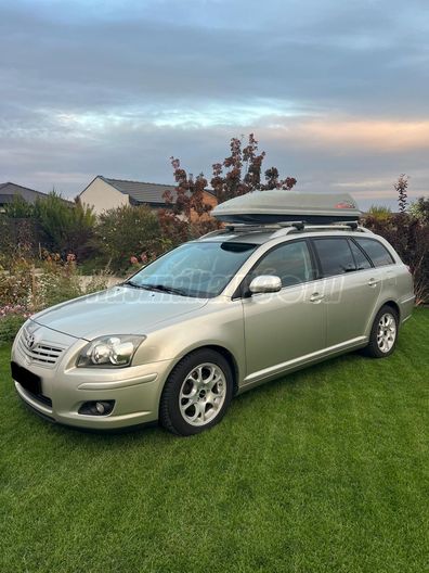 TOYOTA AVENSIS Wagon 1.8 Sol Plus