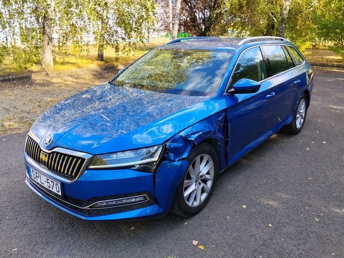 SKODA SUPERB Combi 2.0 TDI SCR Style