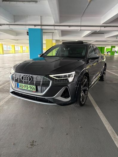 AUDI E-TRON Sportback 60 S quattro (Automata)