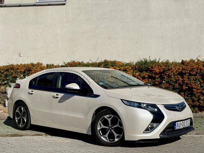 OPEL AMPERA E-Pioneer (Automata)