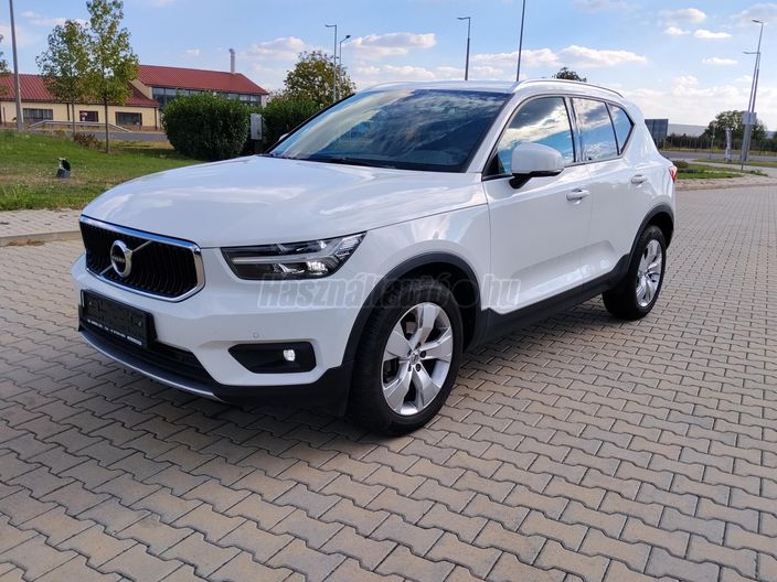 VOLVO XC40 1.5 [T3] Momentum