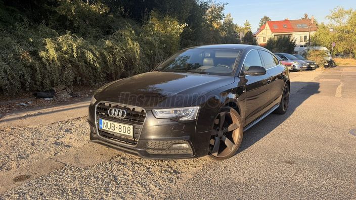 AUDI A5 Sportback 2.0 TDI quattro S-tronic [5 személy]