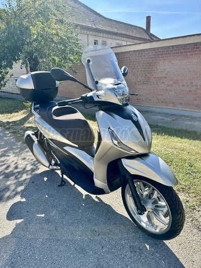 PIAGGIO BEVERLY 300