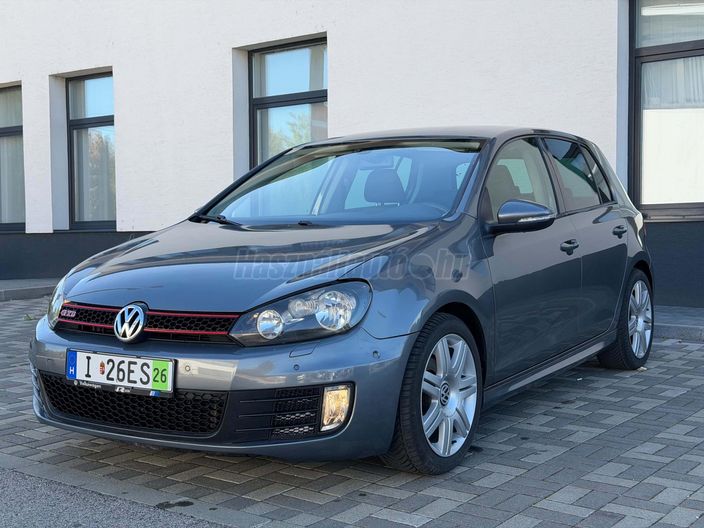 VOLKSWAGEN GOLF VI 1.6 TDi Highline