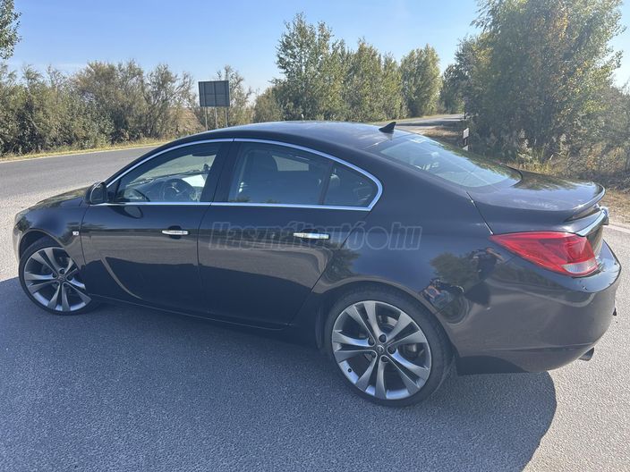 OPEL INSIGNIA 2.0 T Cosmo