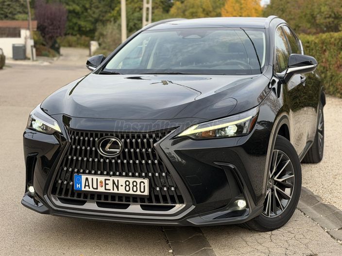 LEXUS NX 450h+ Executive Top AWD CVT