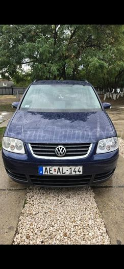 VOLKSWAGEN TOURAN 1.9 PD TDi Conceptline DSG
