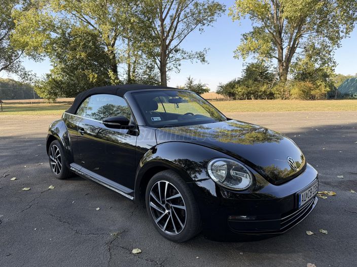 VOLKSWAGEN BEETLE Cabrio 1.2 TSI Design BMT