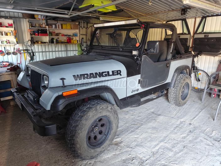 JEEP WRANGLER Soft Top 2.5 Sahara
