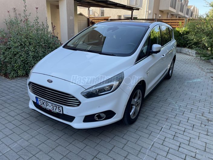 FORD S-MAX 2.0 TDCi Titanium AWD Powershift